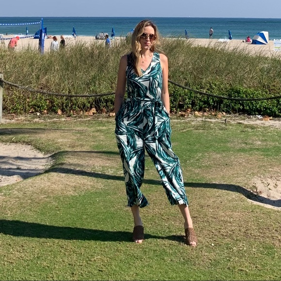 Who What Wear Banana Leaf Jumpsuit - Picture 2 of 5